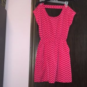 Candie’s pink chevron dress. Size XS. NWOT.